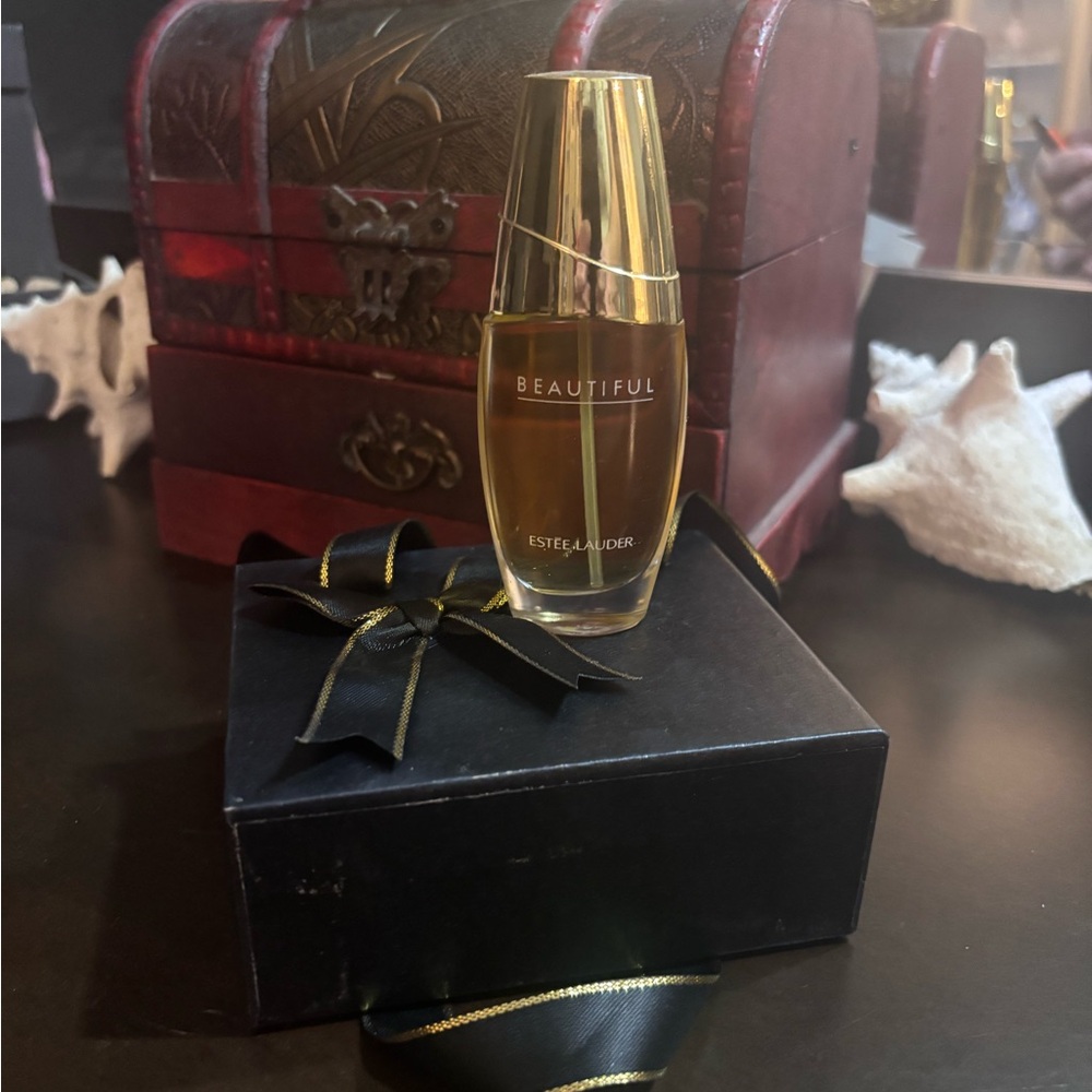 Estée Lauder Beautiful Perfume